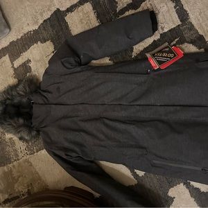 NEW North Face parka